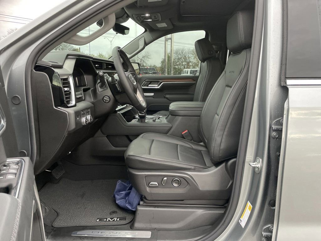 New 2026 GMC Sierra 1500 Denali image 9