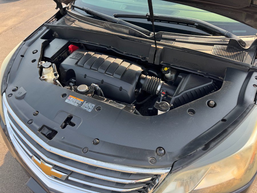 Used 2015 Chevrolet Traverse LT AWD/4WD image 24