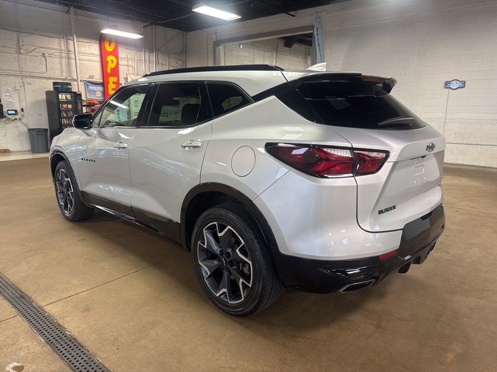 Used 2022 Chevrolet Blazer RS FWD image 2