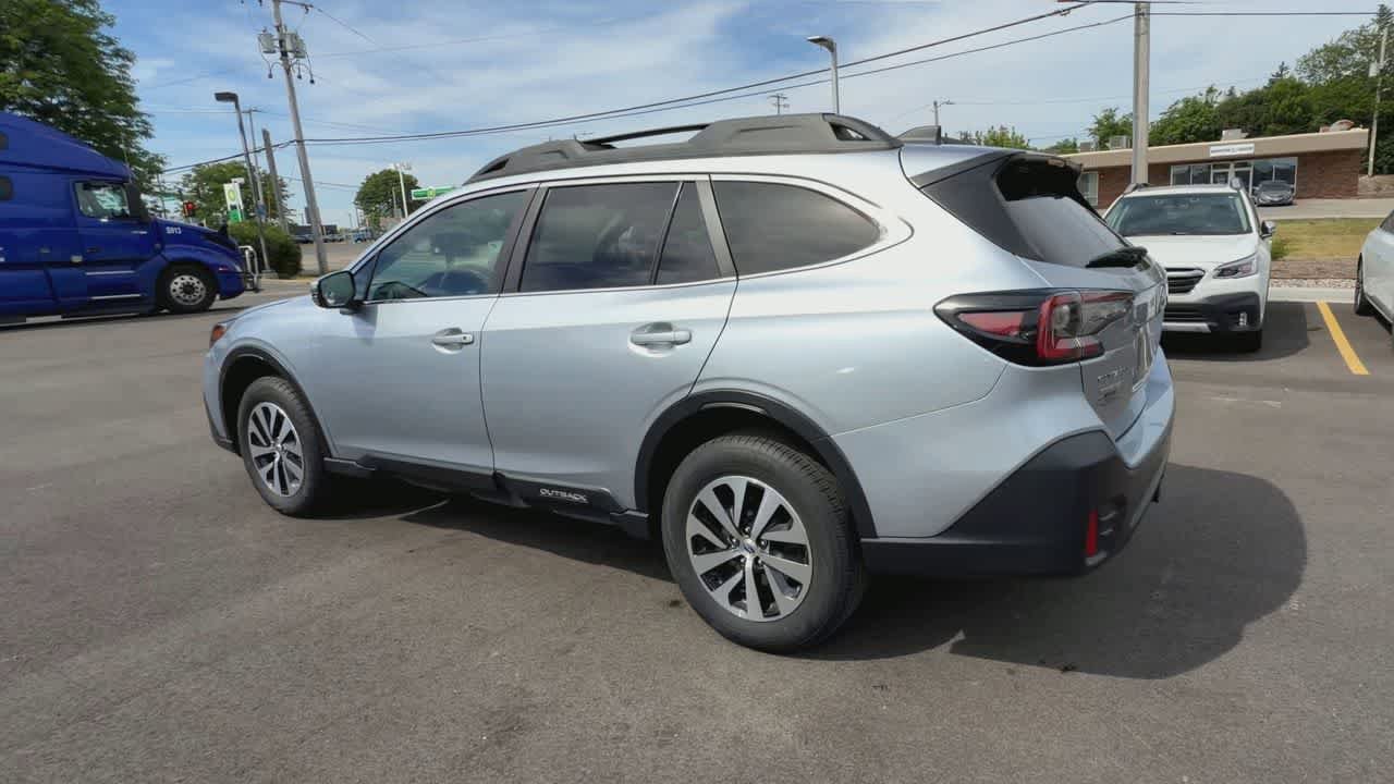 Certified 2021 Subaru Outback Premium AWD/4WD image 6