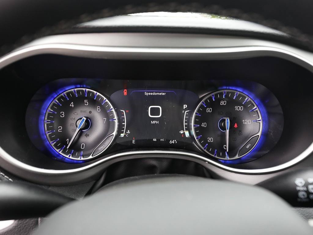 New 2027 Chrysler Pacifica Limited w/ S Appearance Package AWD/4WD image 13