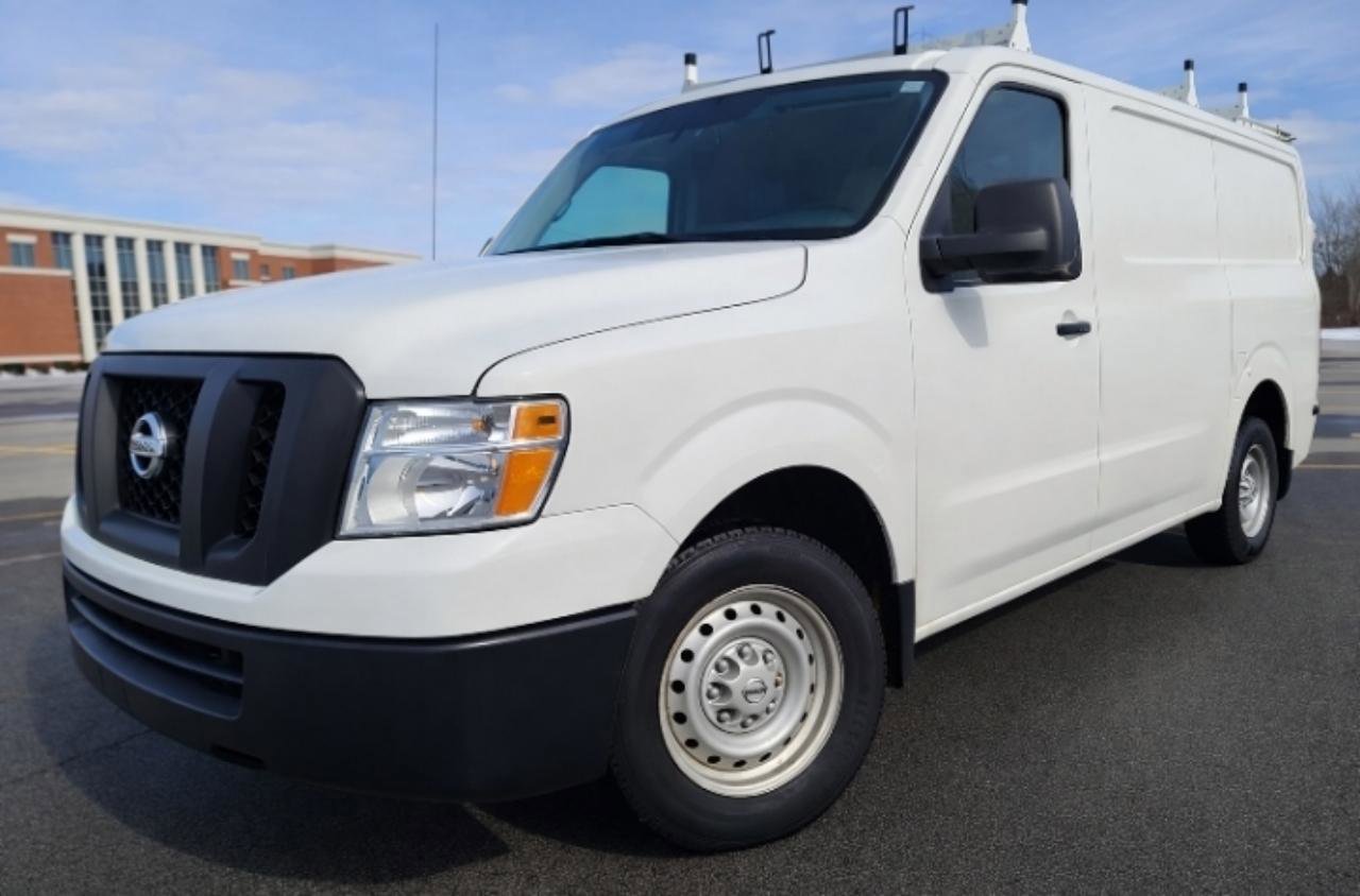 Used 2020 Nissan NV 2500 S image 3