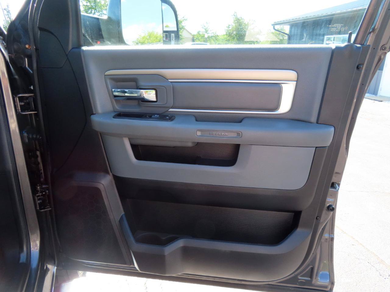 Used 2014 RAM 2500 Big Horn RWD image 47