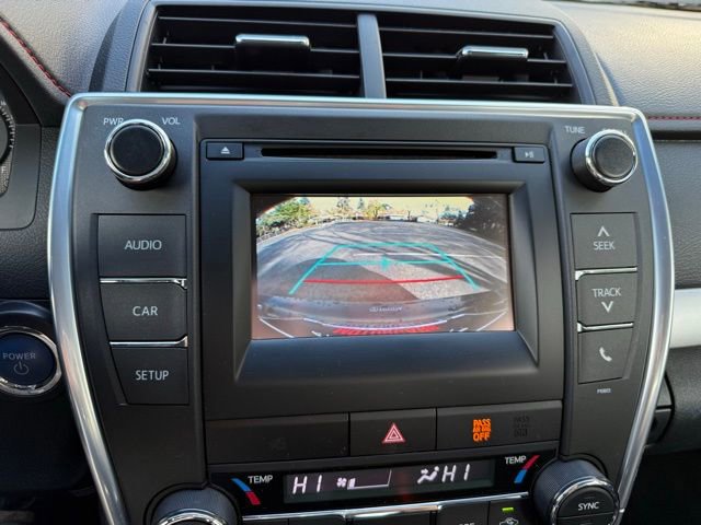 Used 2015 Toyota Camry SE image 18