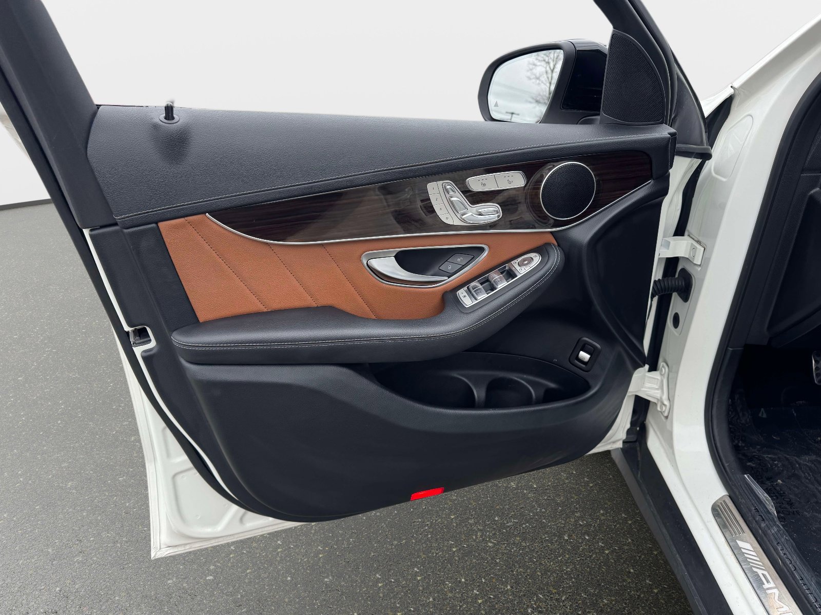 Used 2021 Mercedes-Benz GLC 43 AMG 4MATIC image 18