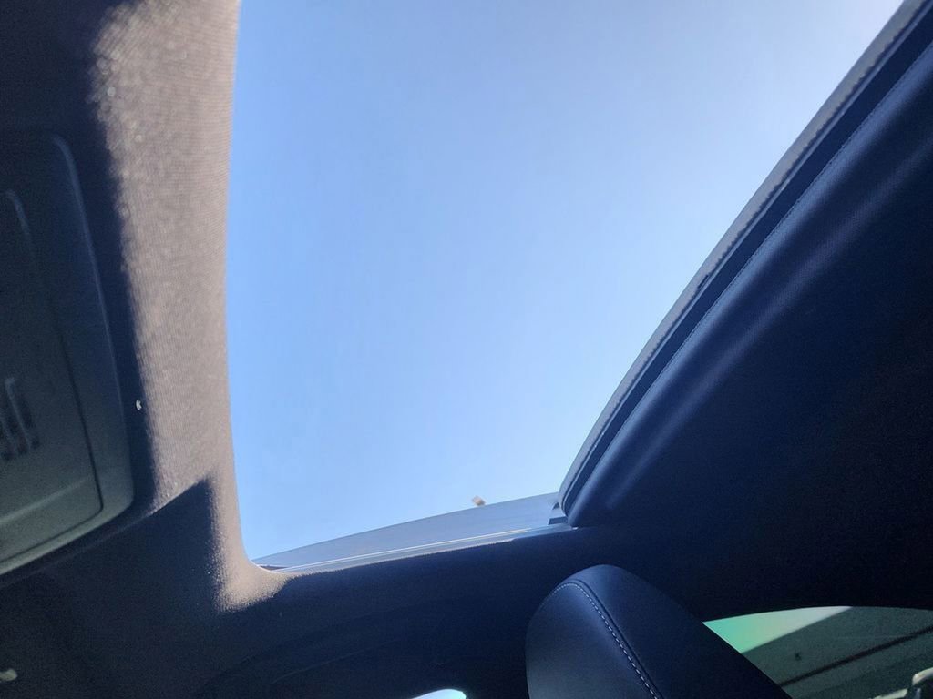 Used 2023 Lexus IS 350 F Sport w/ Navigation Package image 28