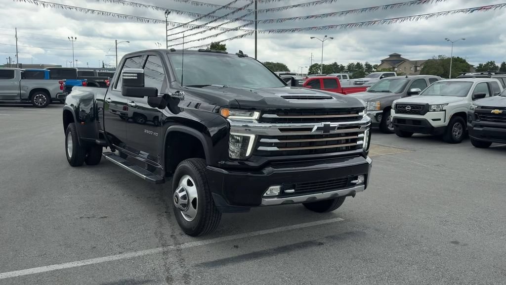 Used 2023 Chevrolet Silverado 3500 High Country AWD/4WD image 9