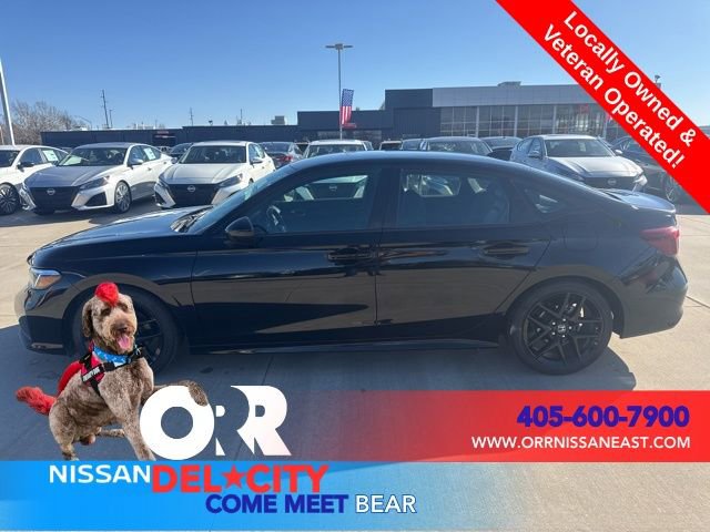 Used 2025 Honda Civic Sport image 2