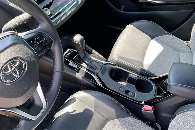 Used 2024 Toyota Corolla XSE FWD image 17