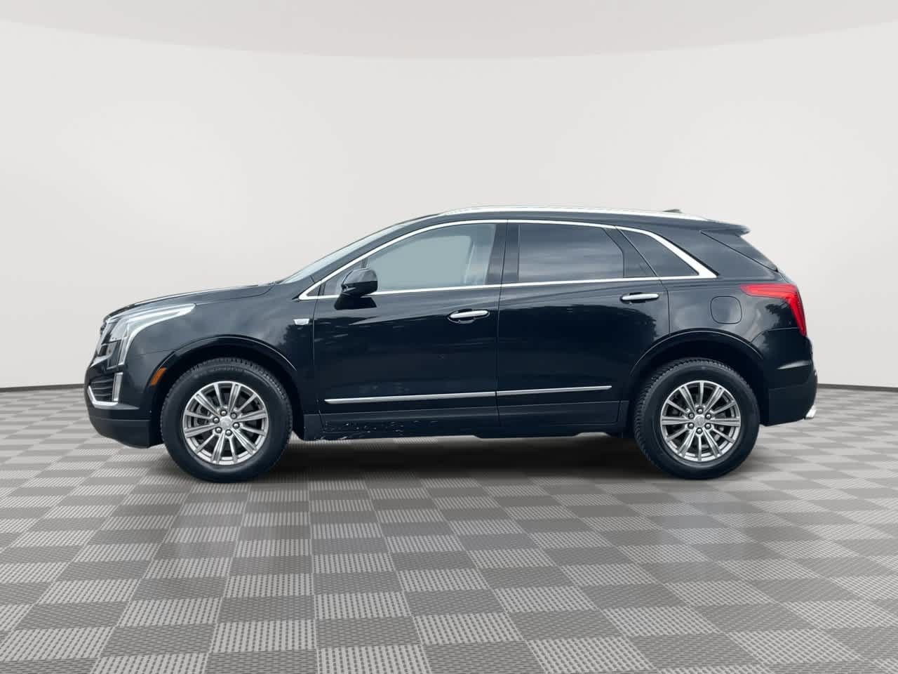 Used 2018 Cadillac XT5 Luxury w/ Driver Awareness Package AWD/4WD image 5