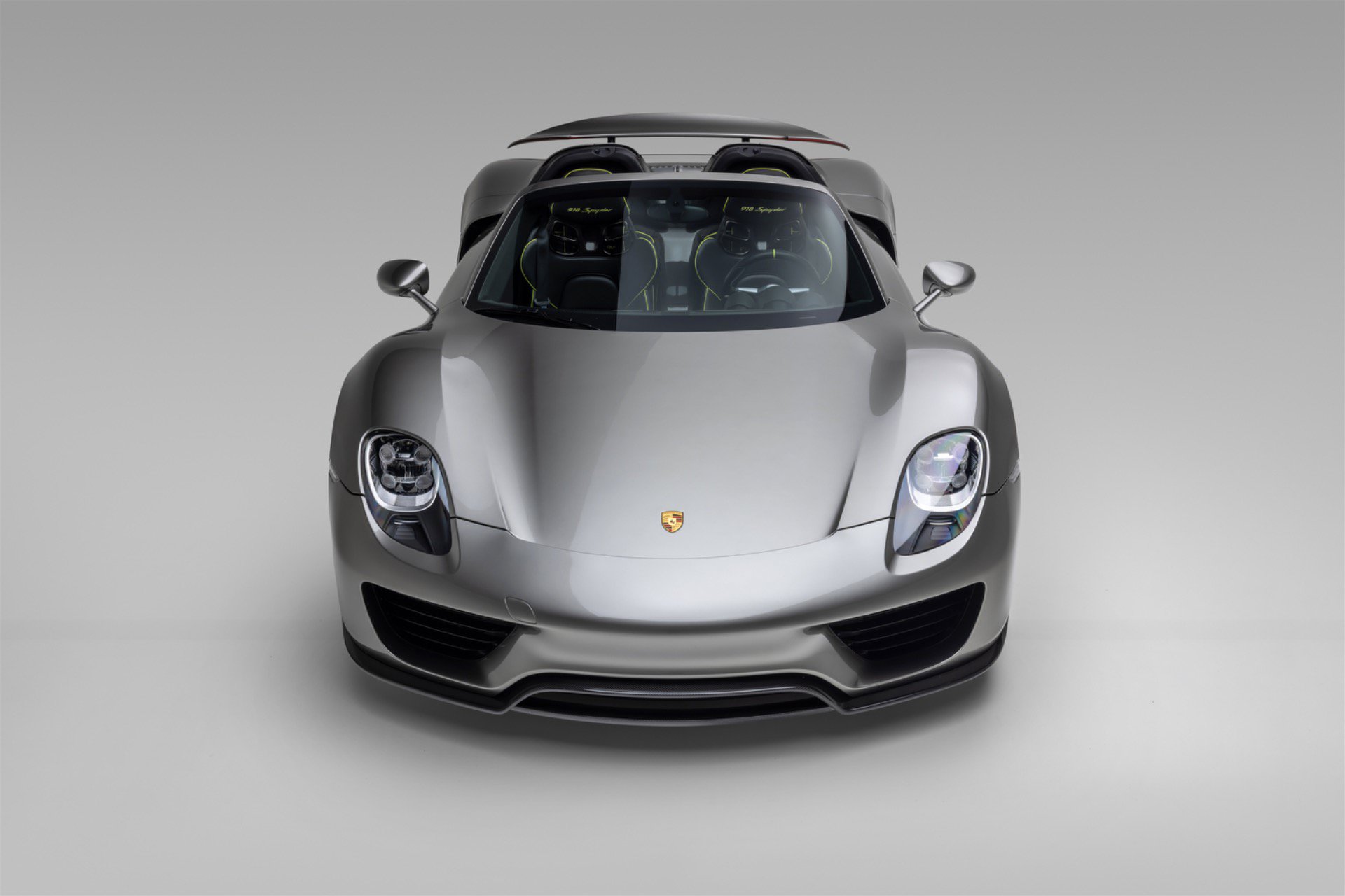 Used 2015 Porsche 918 Spyder AWD/4WD image 2