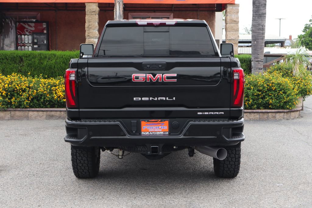 Used 2024 GMC Sierra 2500 Denali w/ Denali Reserve Package image 7