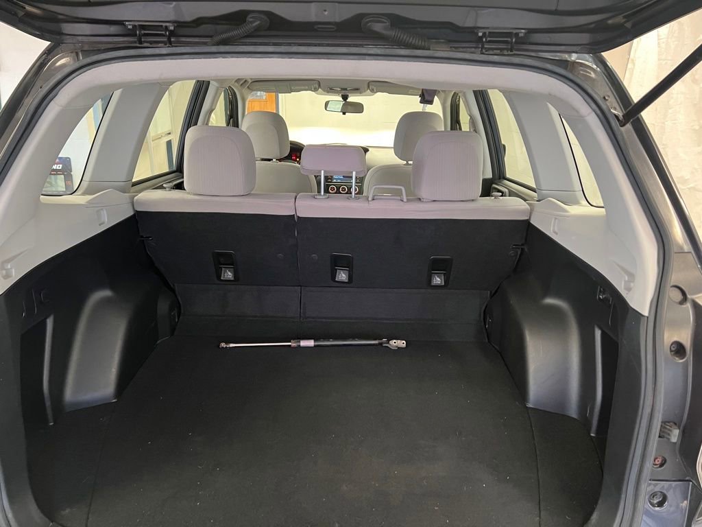 Used 2018 Subaru Forester 2.5i w/ Alloy Wheel Package image 35