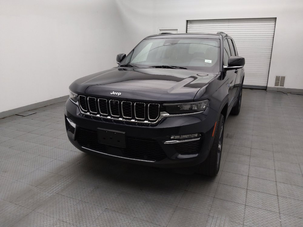 Used 2022 Jeep Grand Cherokee Limited 4xe w/ Luxury Tech Group II AWD/4WD image 15