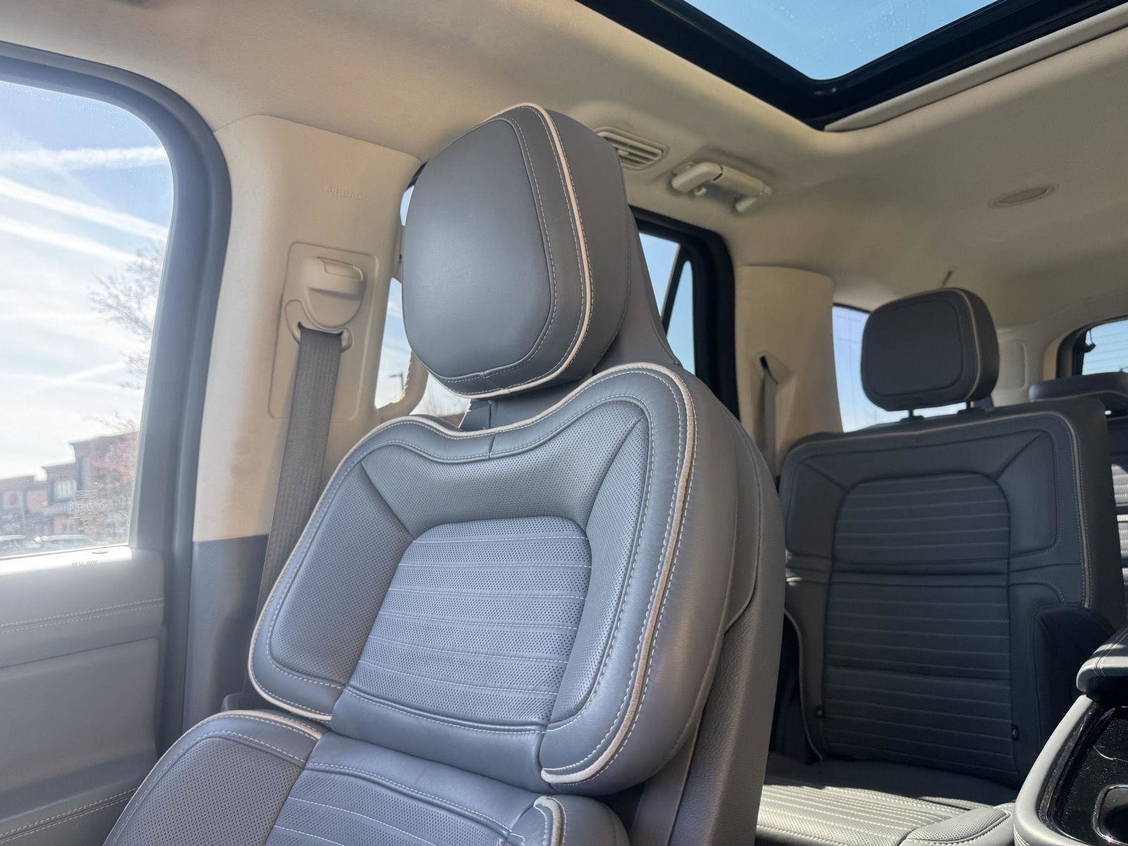 Used 2018 Lincoln Navigator L Black Label image 11