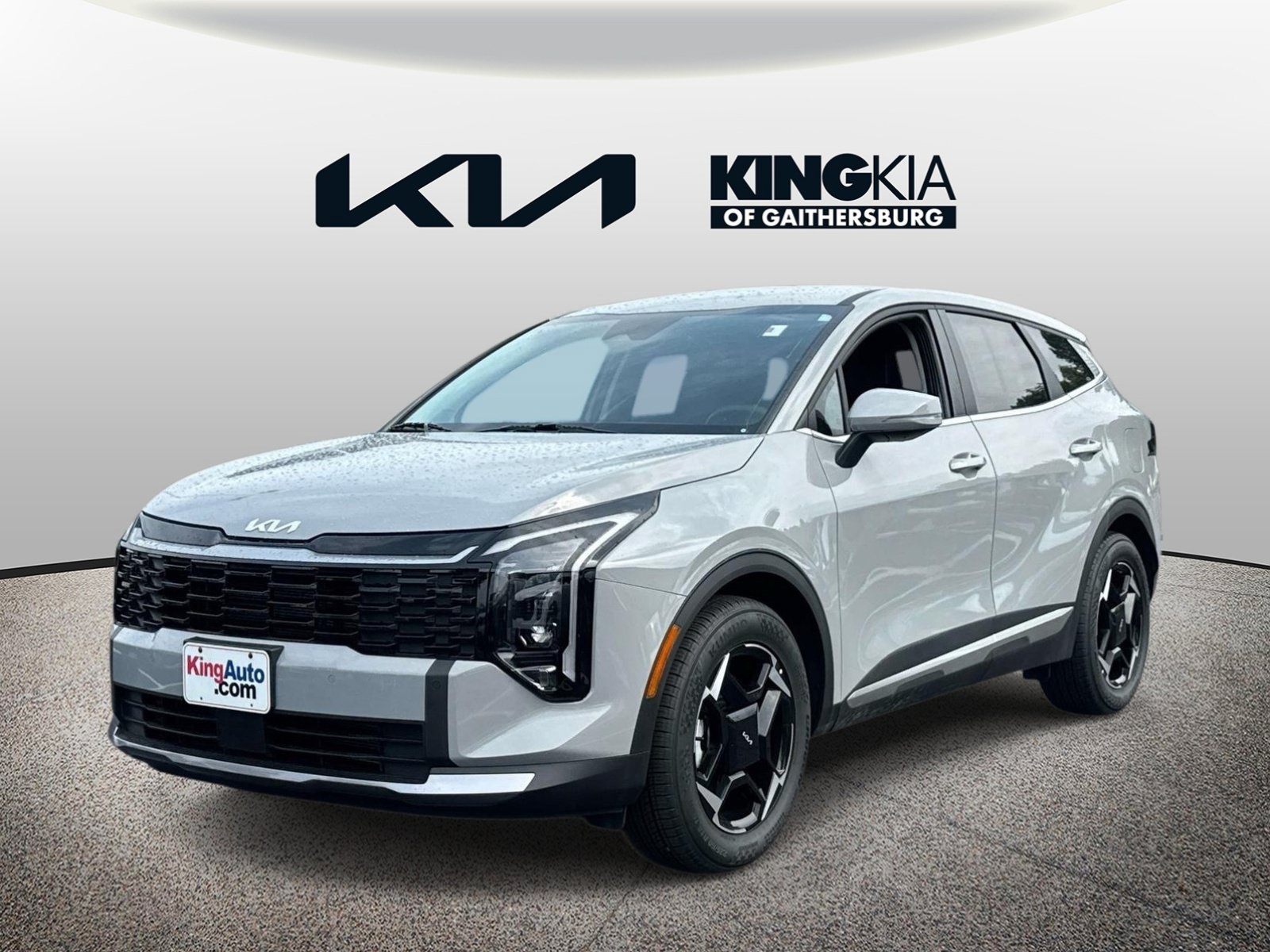 Certified 2026 Kia Sportage EX FWD image 2