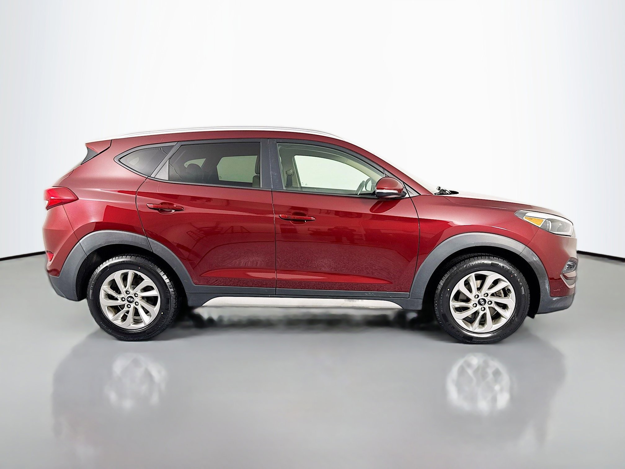 Used 2017 Hyundai Tucson SE Plus image 4