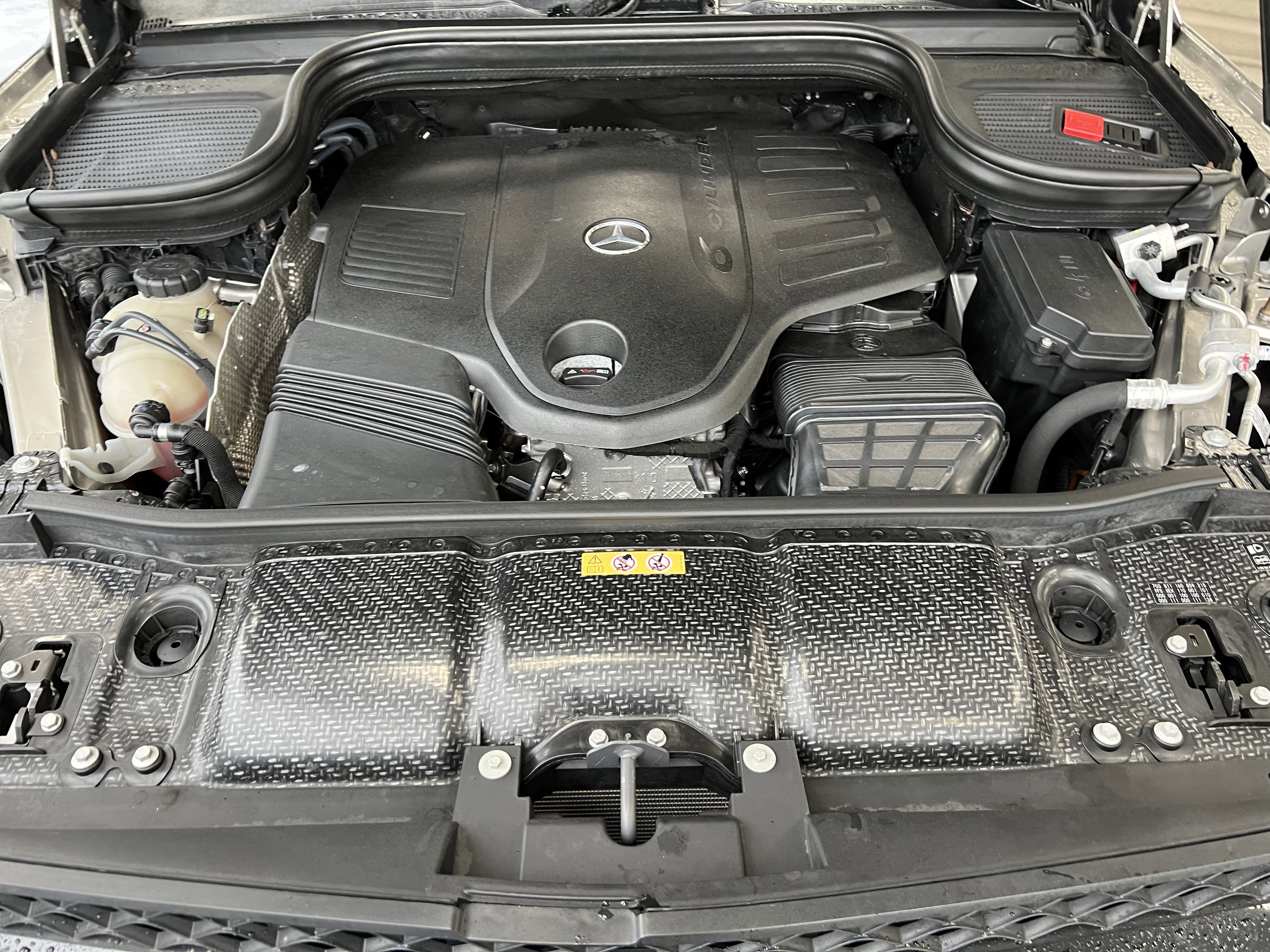 Used 2022 Mercedes-Benz GLS 450 4MATIC image 36