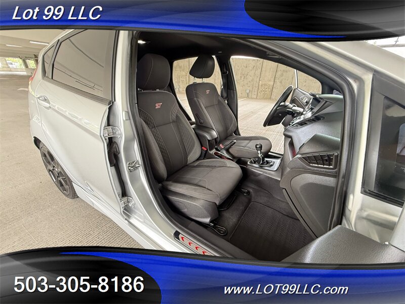 Used 2015 Ford Fiesta ST FWD image 16