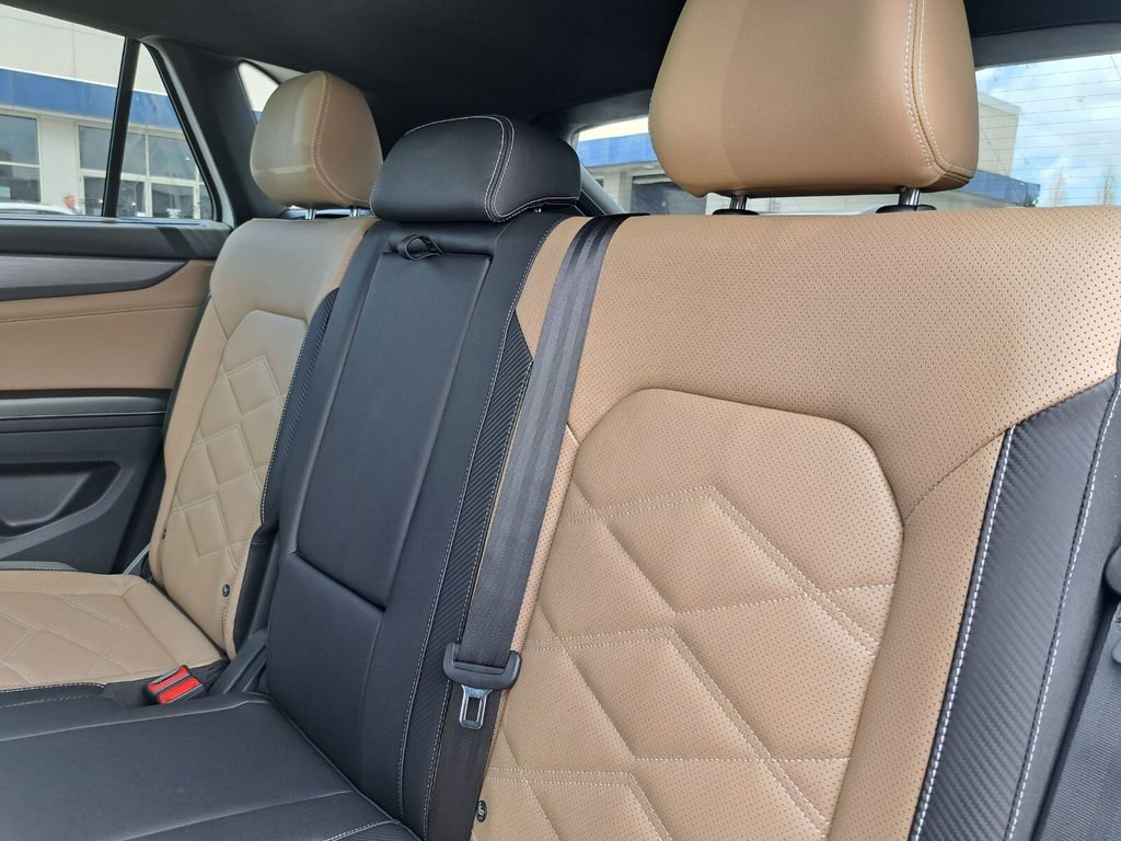 New 2026 Volkswagen Atlas Cross Sport SE FWD image 22