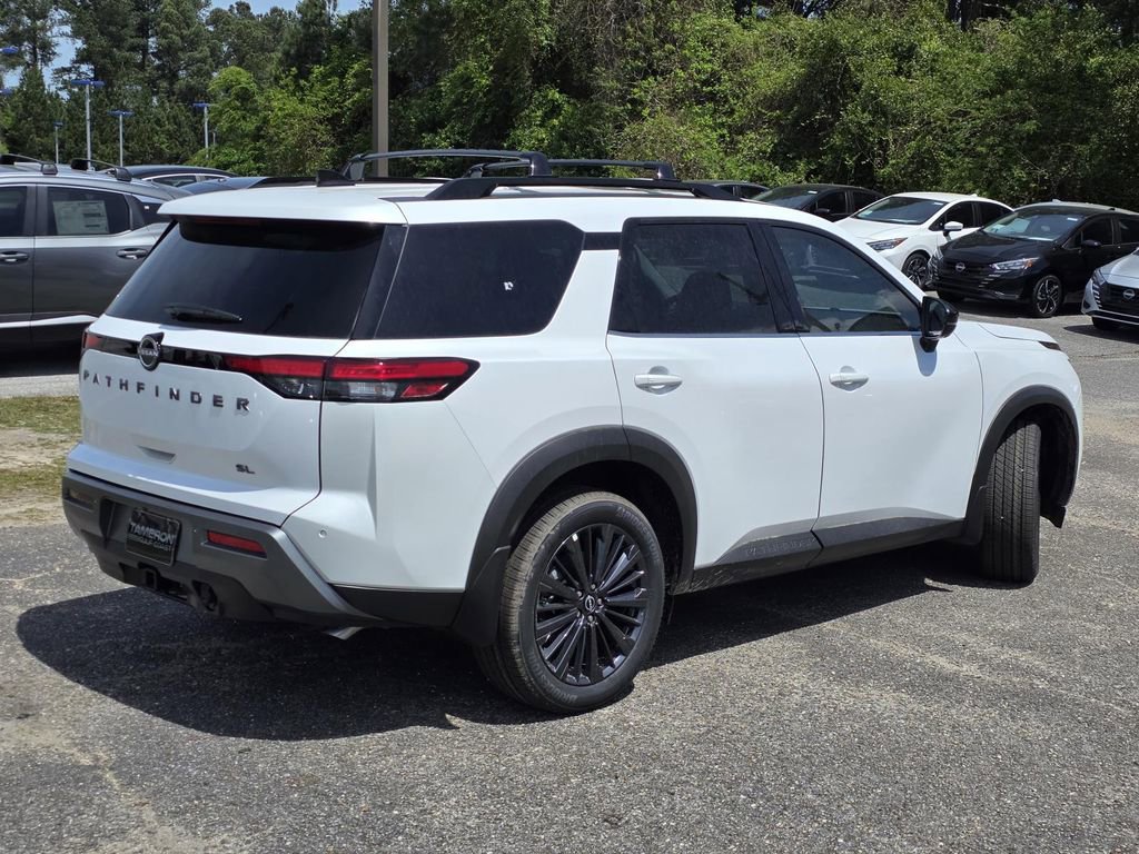 New 2026 Nissan Pathfinder SL image 6
