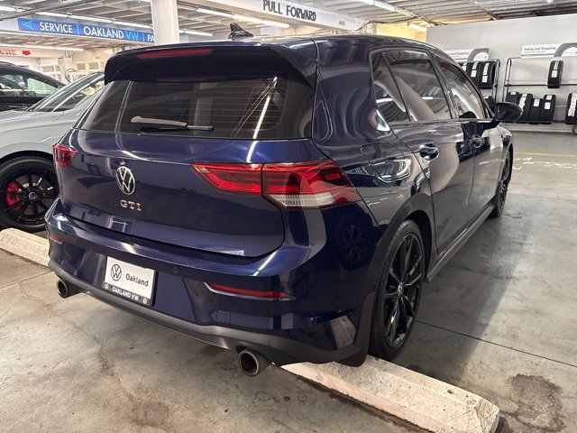 Certified 2022 Volkswagen GTI SE w/ Black Wheel Package FWD image 3