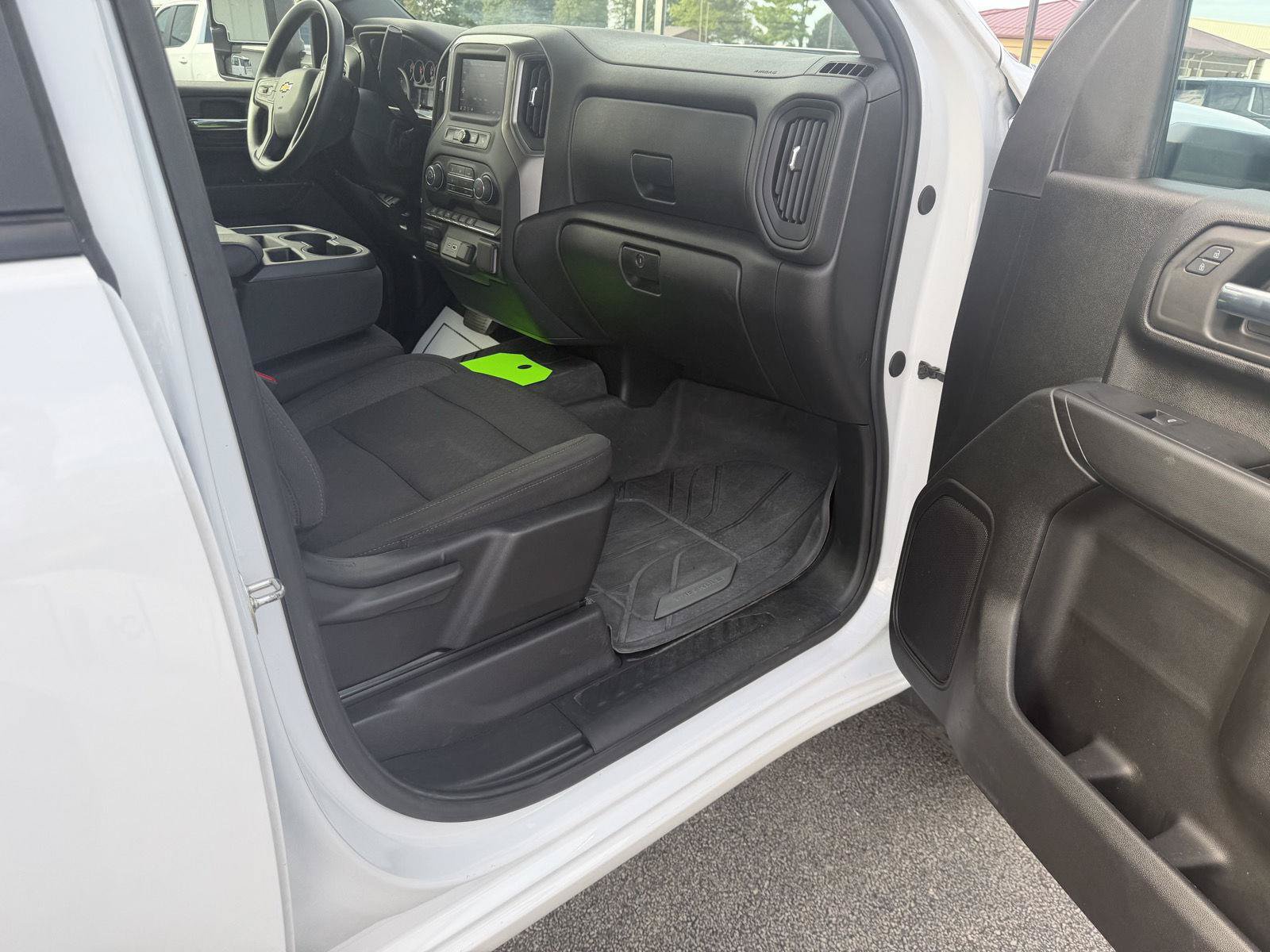Used 2024 Chevrolet Silverado 2500 Custom w/ Custom Value Package AWD/4WD image 16