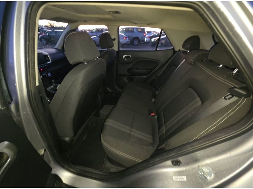 Used 2023 Hyundai Venue SEL FWD image 26