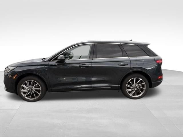 Used 2022 Lincoln Corsair Grand Touring w/ Towing Package AWD/4WD image 6