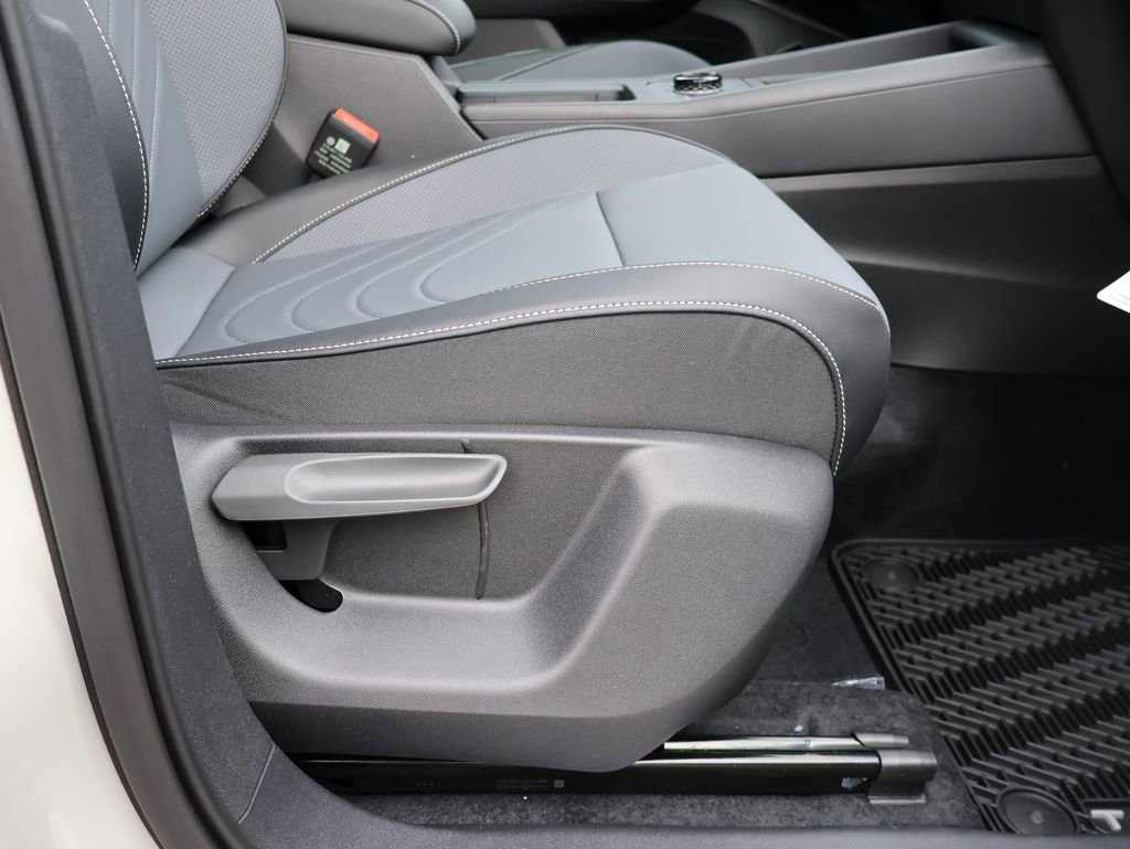 New 2026 Volkswagen Tiguan SE R-Line AWD/4WD image 15