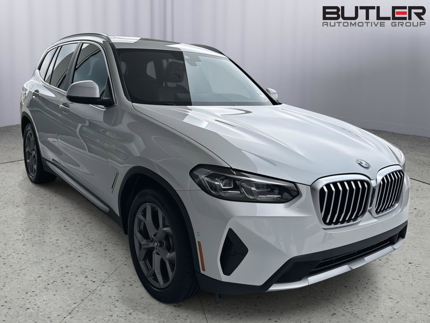 Certified 2023 BMW X3 sDrive30i w/ Premium Package image 5