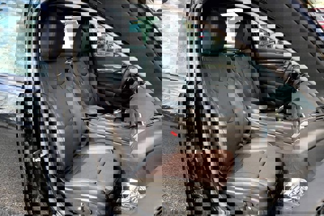 Used 2023 Cadillac CT5 V w/ LPO, ONYX Package image 6