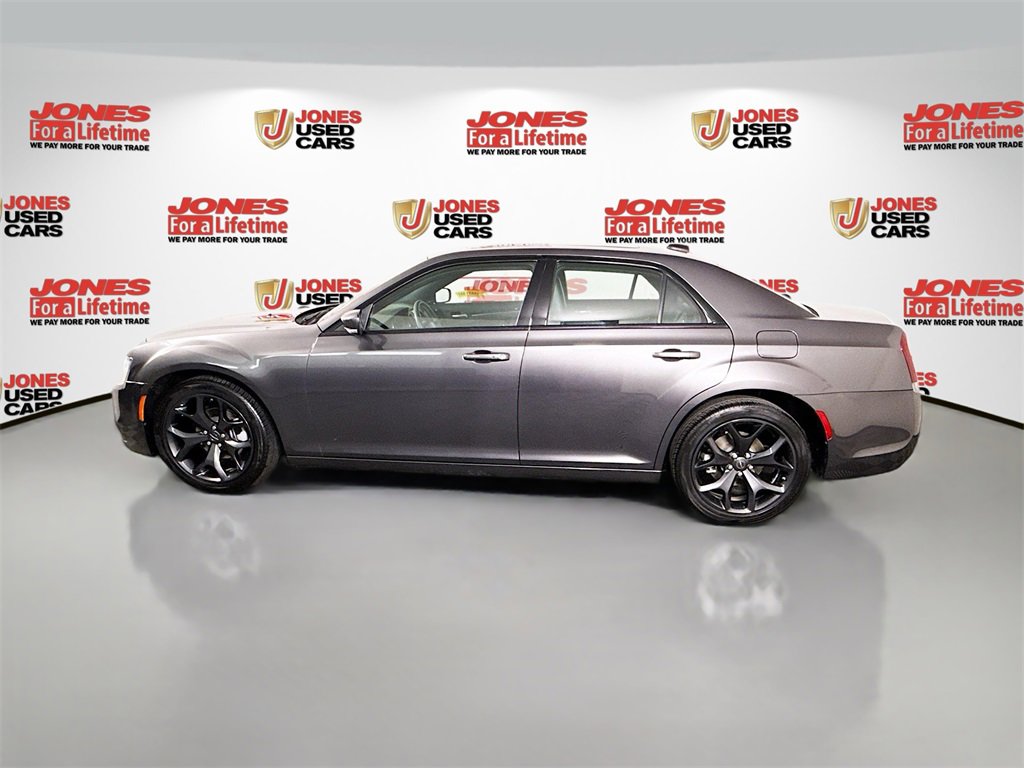 Used 2023 Chrysler 300 S image 17