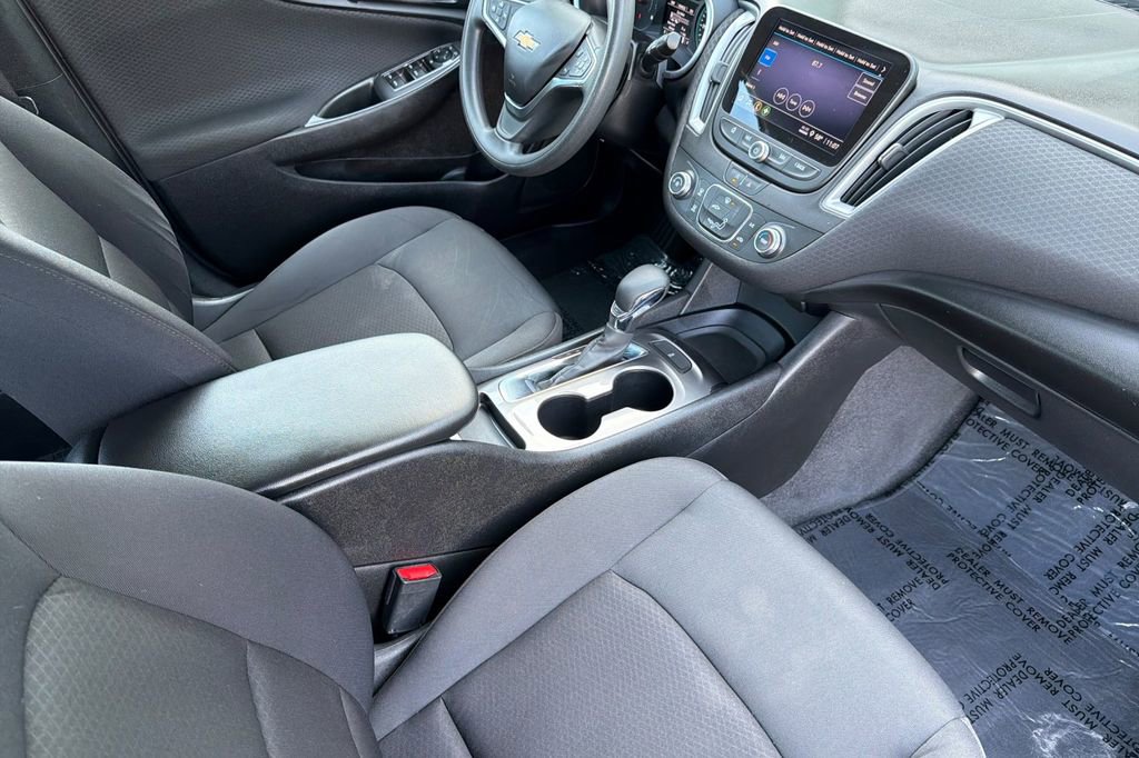 Used 2021 Chevrolet Malibu LS image 14
