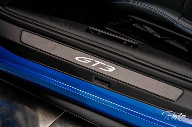 Used 2025 Porsche 911 GT3 RWD image 30