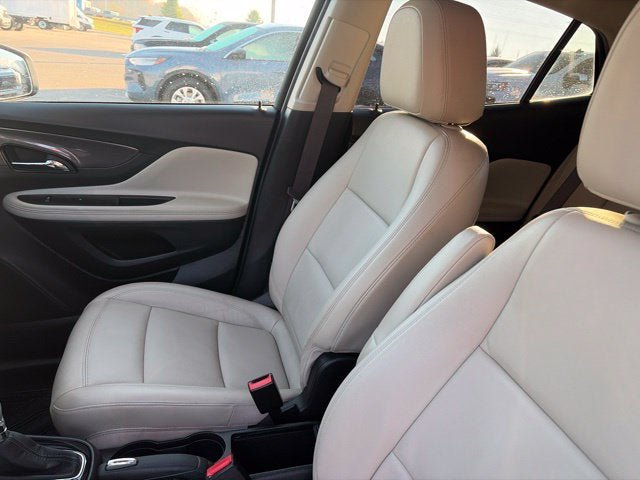 Used 2018 Buick Encore Essence w/ Experience Buick Package FWD image 22