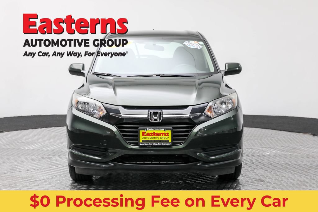 Used 2018 Honda HR-V LX image 2