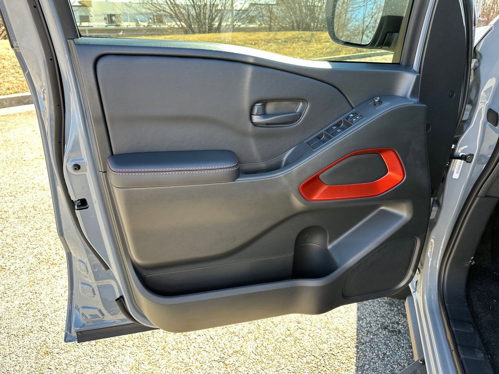New 2026 Nissan Frontier Pro-X w/ Pro-X Convenience Package RWD image 10