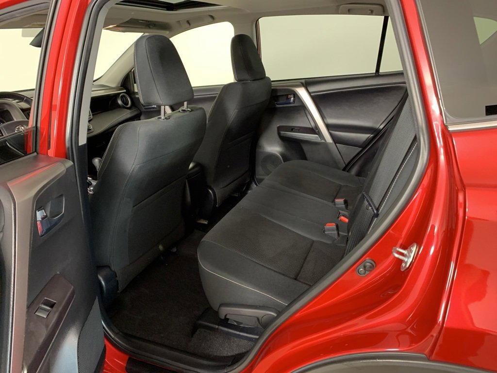 Used 2017 Toyota RAV4 XLE image 32