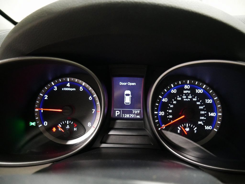 Used 2013 Hyundai Santa Fe GLS w/ Popular Equipment Pkg AWD/4WD image 38