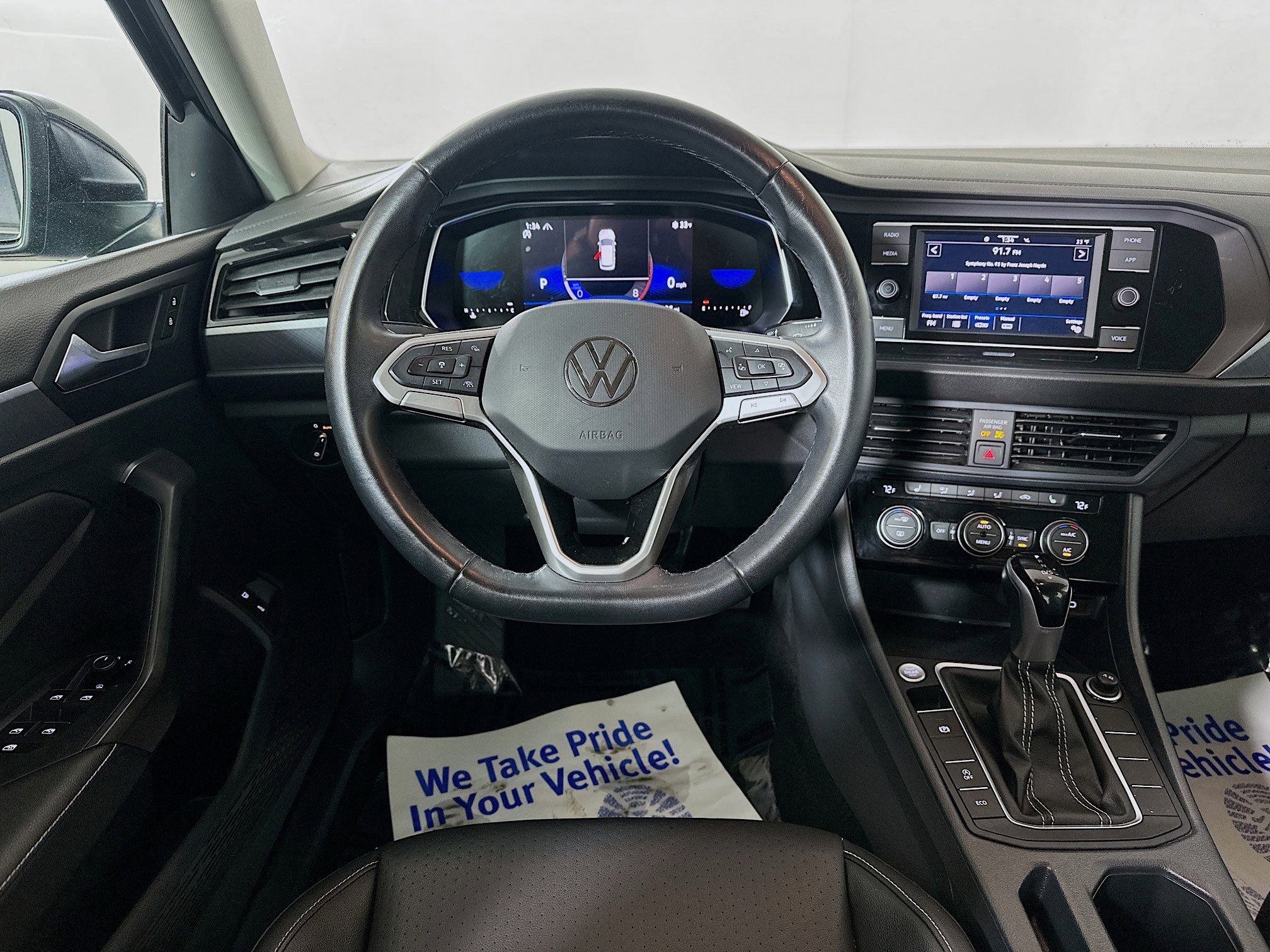 Used 2024 Volkswagen Jetta SE image 20