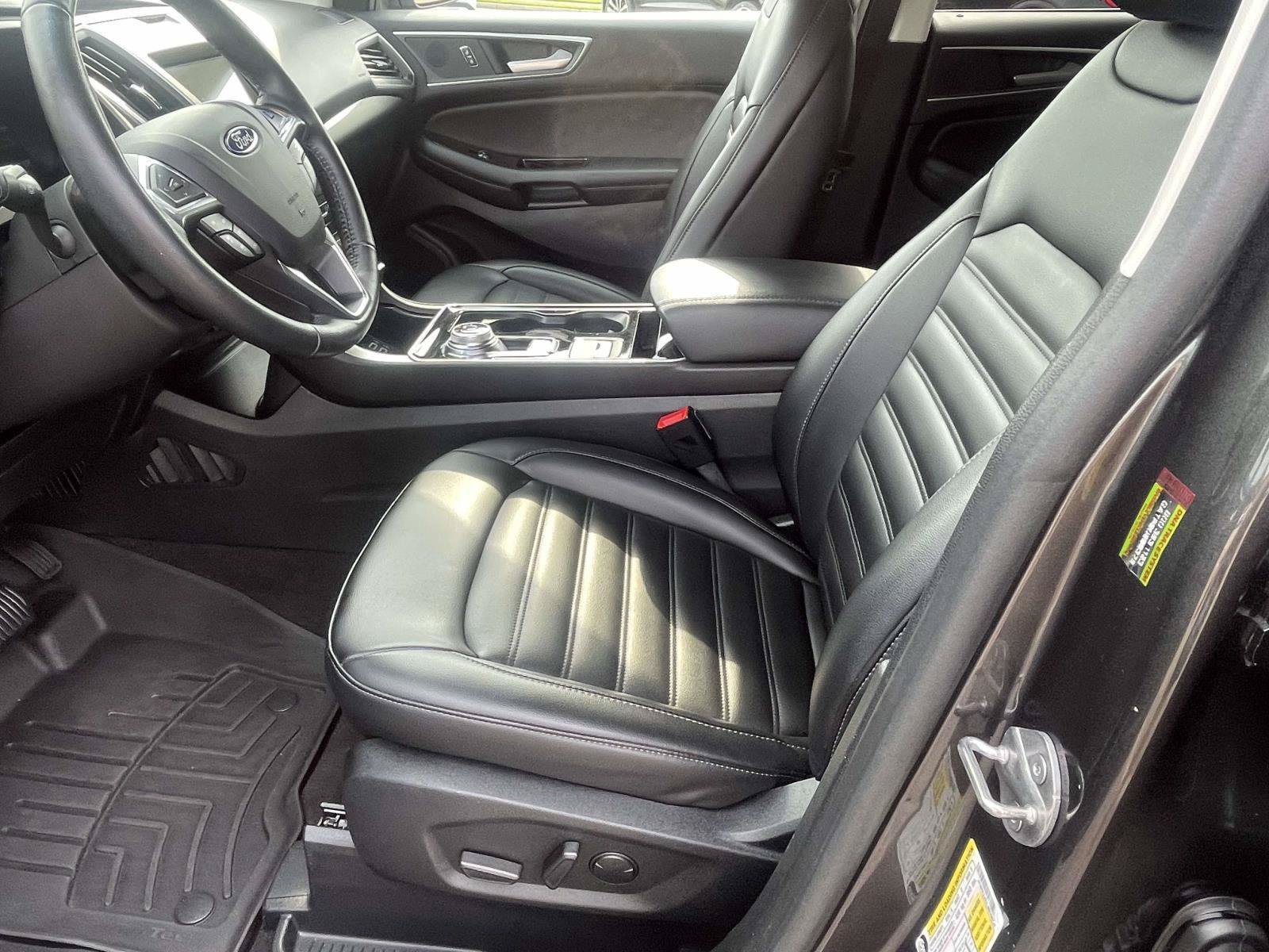 Used 2020 Ford Edge SEL w/ Convenience Package FWD image 12