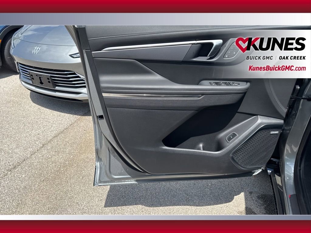 New 2026 Buick Enclave Sport Touring w/ Power Package image 7