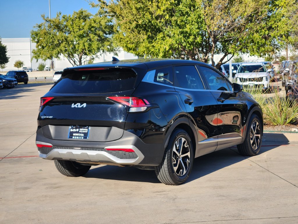 Certified 2024 Kia Sportage EX FWD image 4