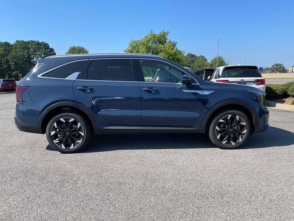 New 2026 Kia Sorento EX AWD/4WD image 9