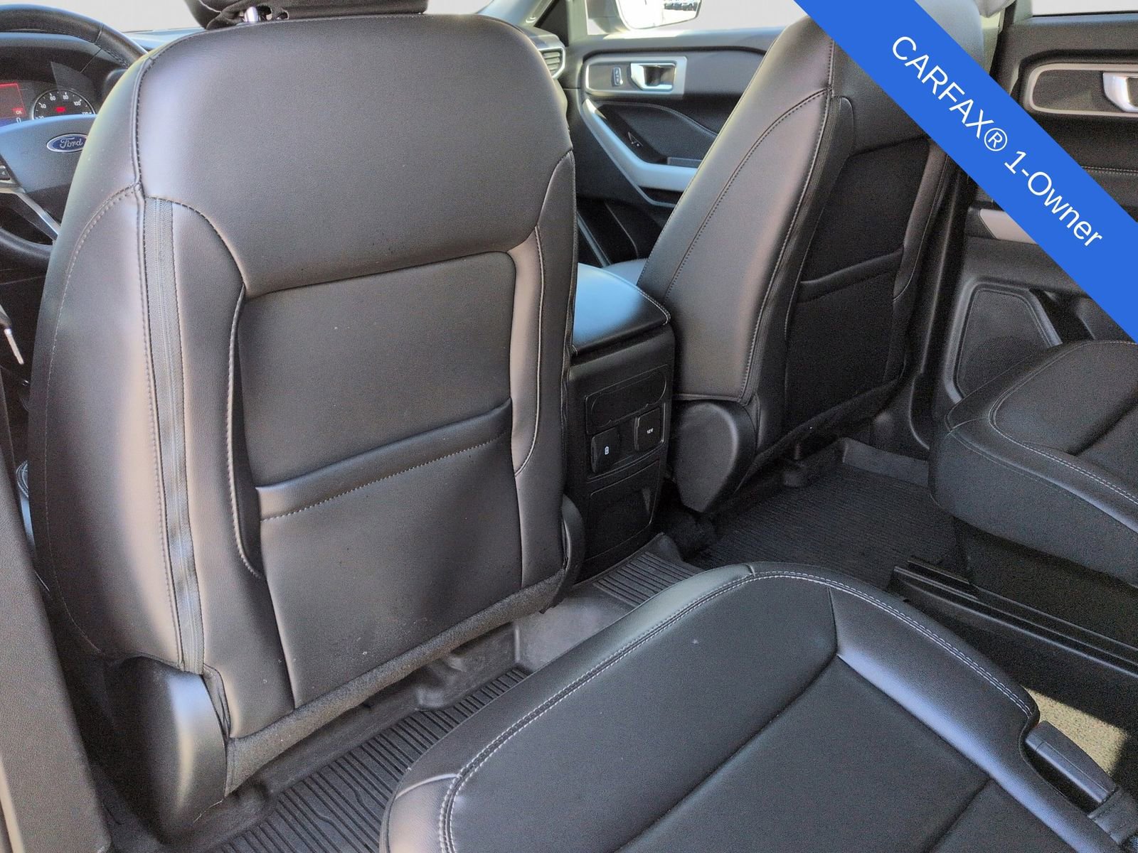 Used 2024 Ford Explorer XLT w/ Equipment Group 202A image 23