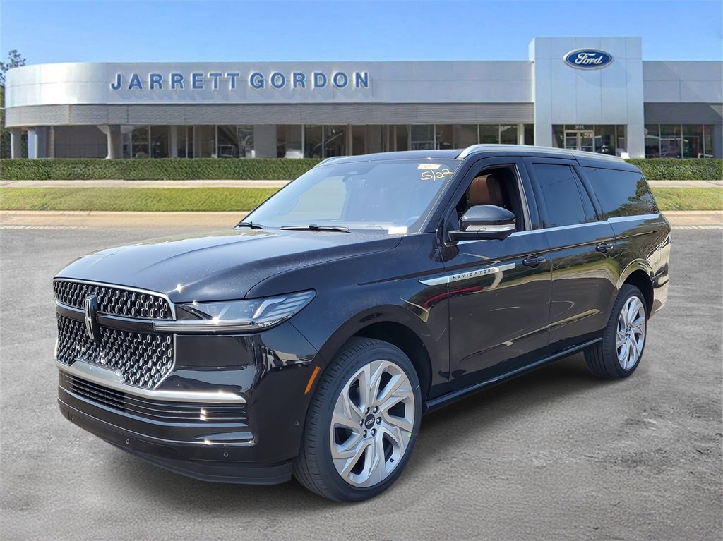 New 2025 Lincoln Navigator L Reserve image 2