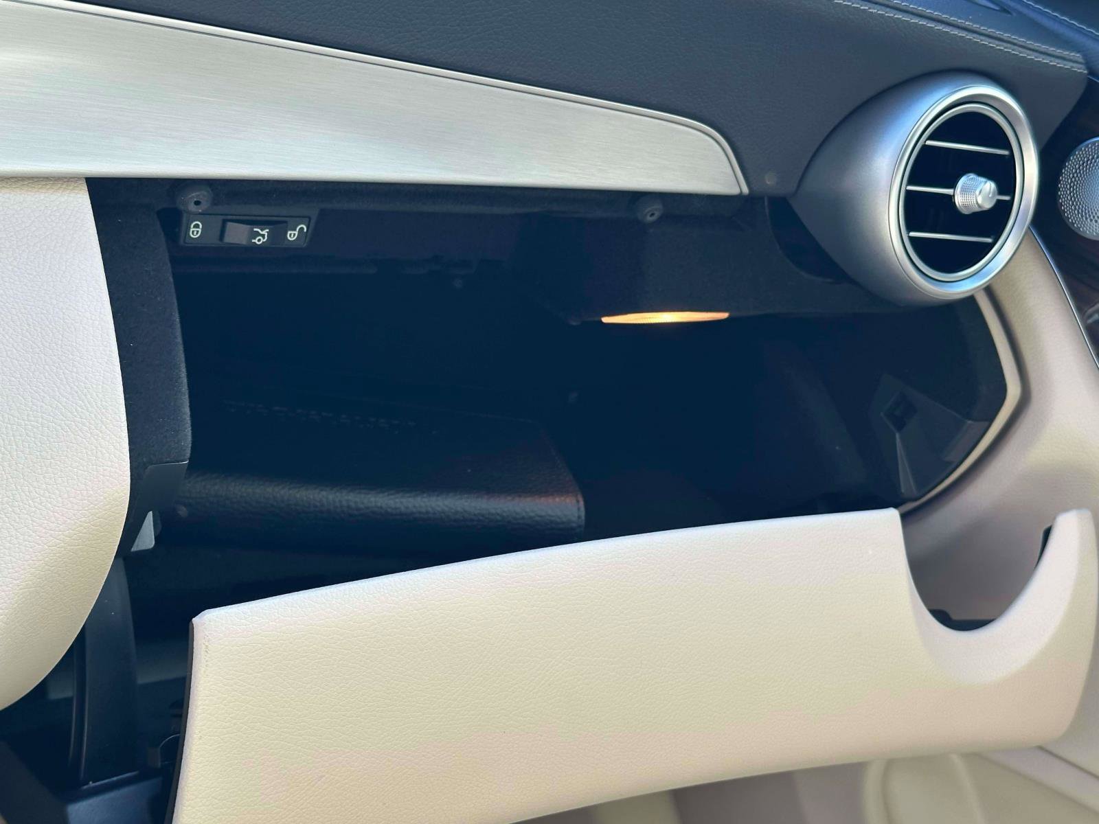 Certified 2023 Mercedes-Benz C 300 4MATIC Cabriolet image 24