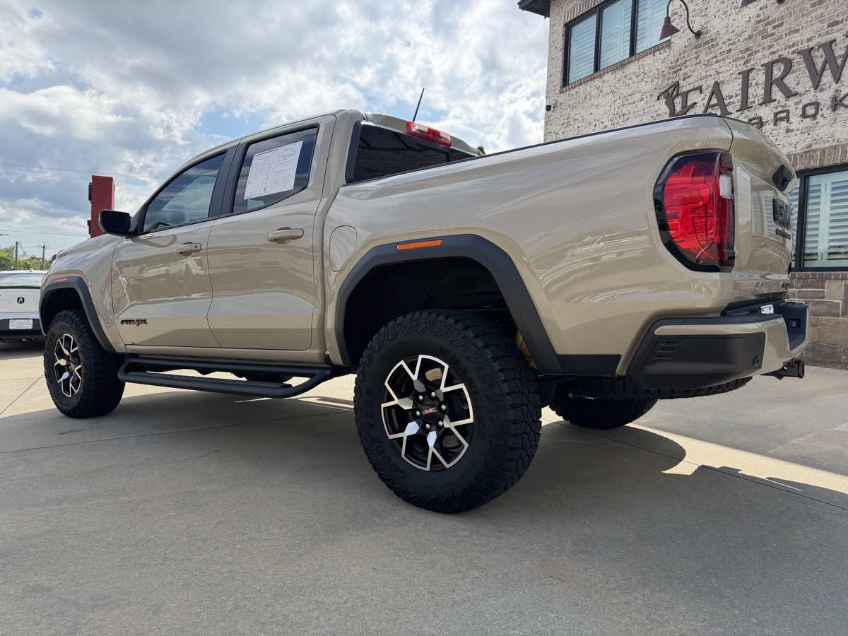 Used 2023 GMC Canyon AT4X AWD/4WD image 8