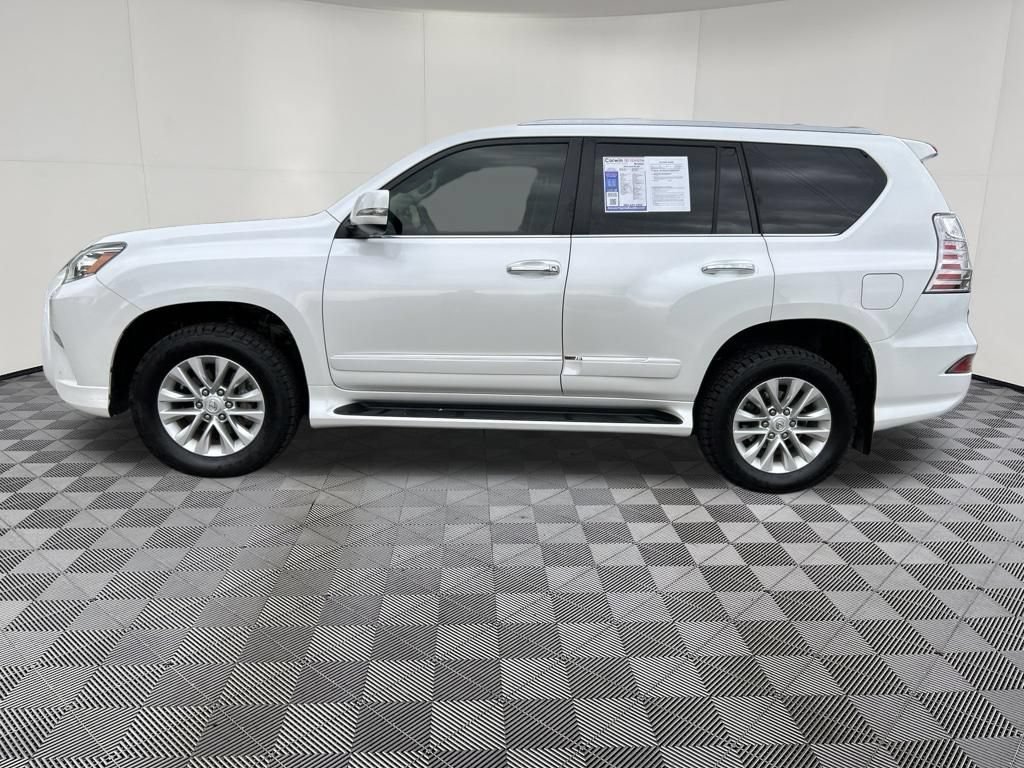 Used 2018 Lexus GX 460 Premium w/ Premium Package AWD/4WD image 4